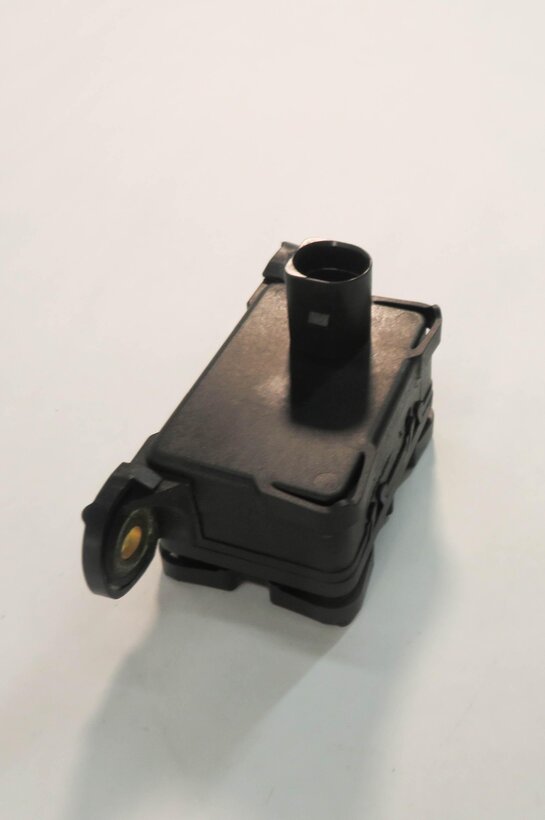 Thumbnail 2: 2009 PORSCHE CAYENNE GTS (957) YAW SPEED ACCELERATION TURN RATE STABILITY SENSOR
