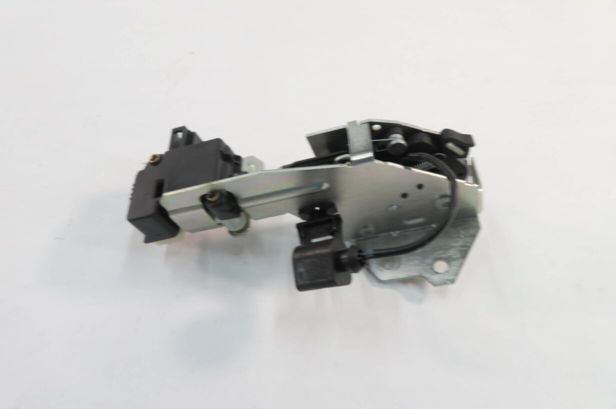 2009 PORSCHE CAYENNE GTS (957) REAR TRUNK LOCK LATCH ACTUATOR