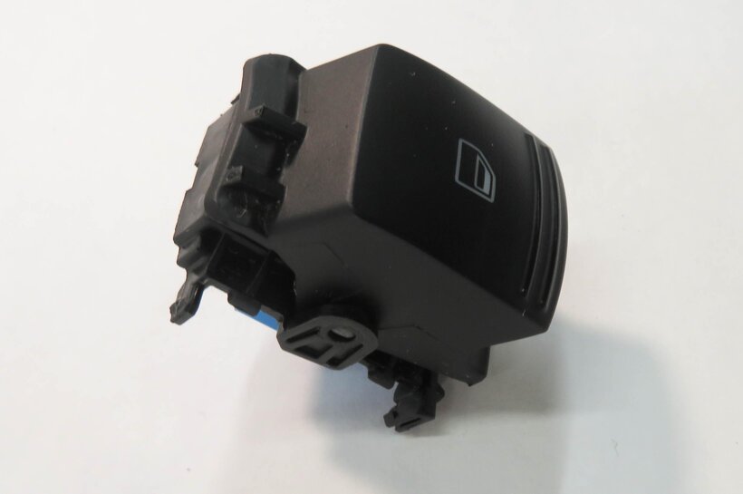Thumbnail 2: 2009 PORSCHE CAYENNE GTS (957) FRONT / REAR - PASSENGER POWER WINDOW SWITCH