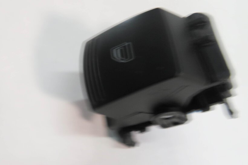 Thumbnail 3: 2009 PORSCHE CAYENNE GTS (957) FRONT / REAR - PASSENGER POWER WINDOW SWITCH
