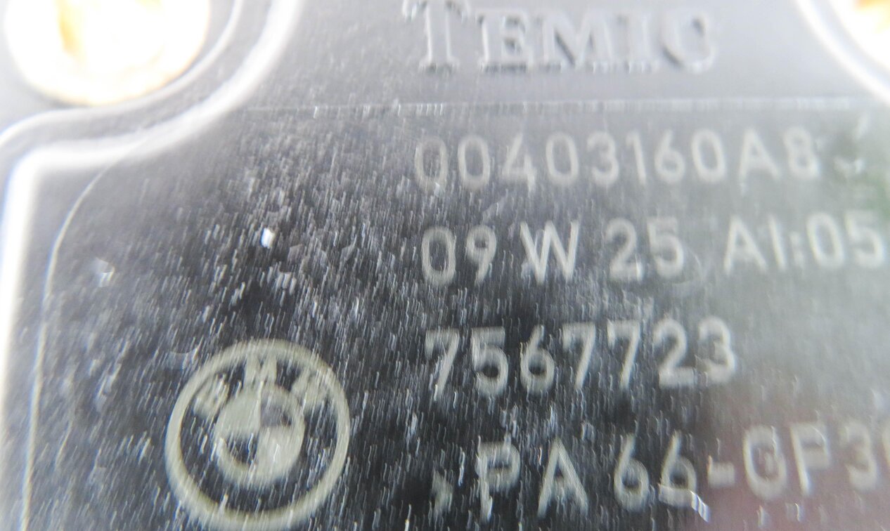 Thumbnail 7: 2011 BMW 740i (F01) 4.4L N63 TWIN TURBO ENGINE MOTOR OIL FLUID PAN LEVEL SENSOR