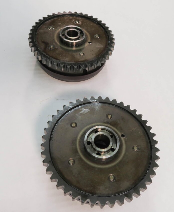 Thumbnail 4: 2011 BMW 740i (F01) 4.4L N63 - RIGHT ENGINE INTAKE & EXHAUST TIMING GEAR SET-2