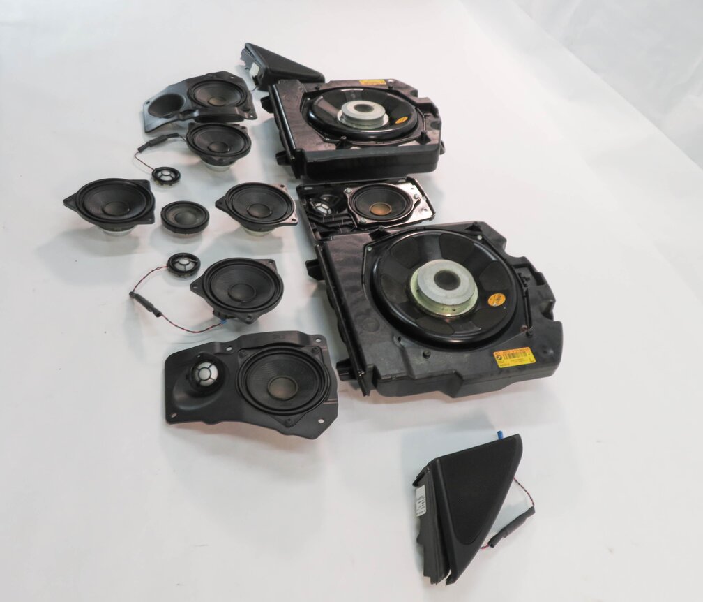 Thumbnail 3: 2009 BMW 750i (F01) RADIO STEREO MEDIA AUDIO SUBWOOFER SUB TWEETER SPEAKER SET