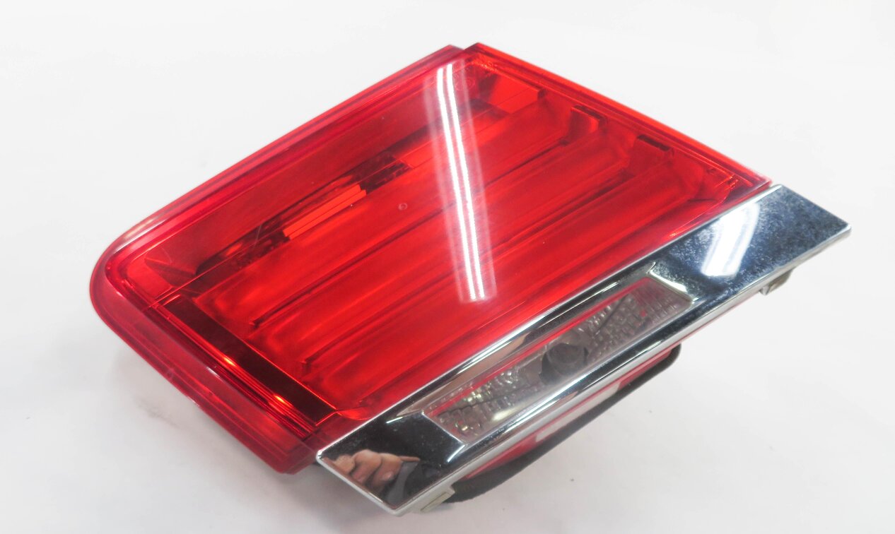 Thumbnail 1: 09-12 BMW 740i 750i 760i B7 (F01) LEFT SIDE REAR TRUNK LID TAILLIGHT LIGHT LAMP