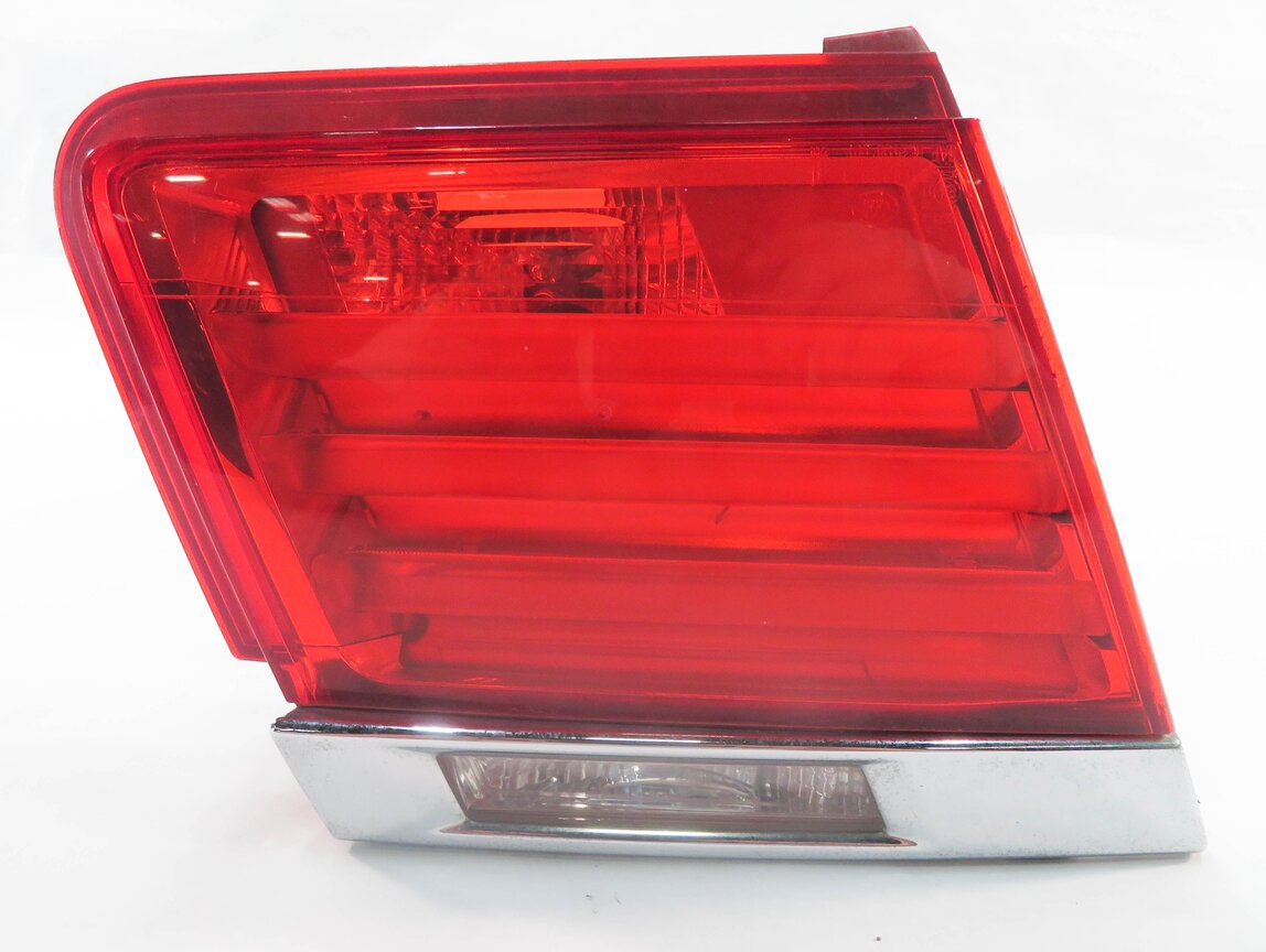 Thumbnail 3: 09-12 BMW 740i 750i 760i B7 (F01) LEFT SIDE REAR TRUNK LID TAILLIGHT LIGHT LAMP