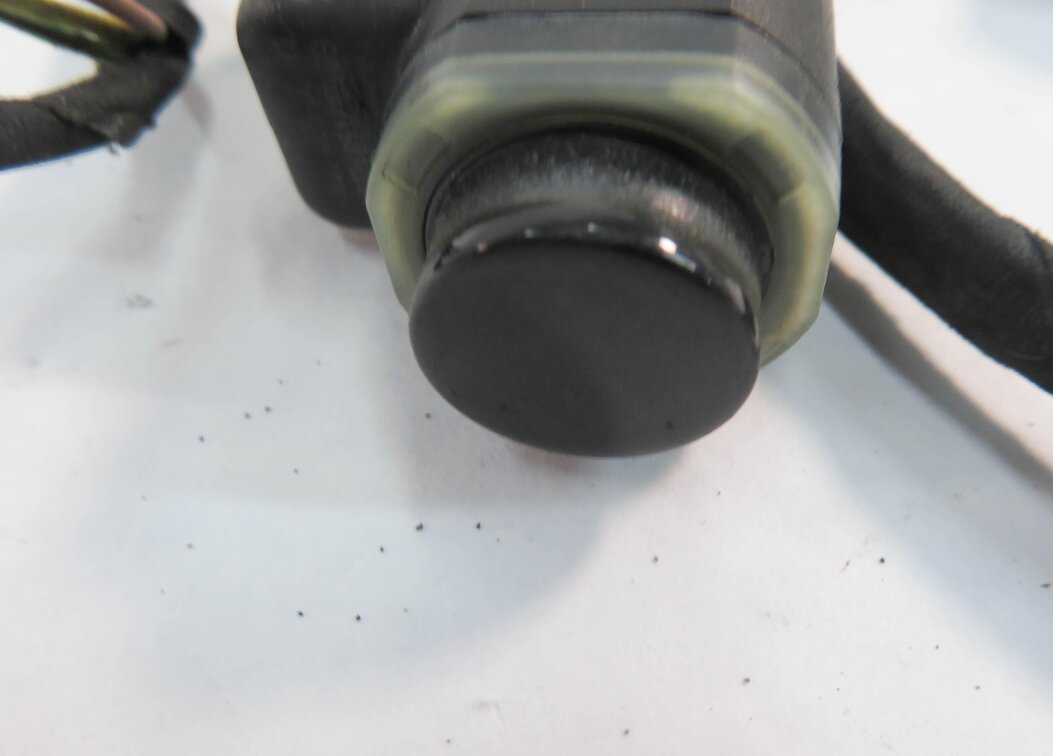 Thumbnail 5: 2009 BMW 750i (F01) REAR PDC PARK DISTANCE SENSOR SET-4 w/ HARNESS (BLACK 475)