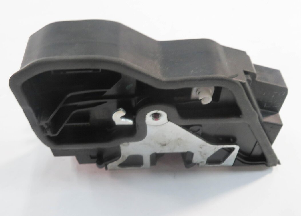 Thumbnail 4: 06-17 BMW 325i 328i 330i 335i 525i 530i 545i 745i 750i X3 RIGHT REAR DOOR LATCH
