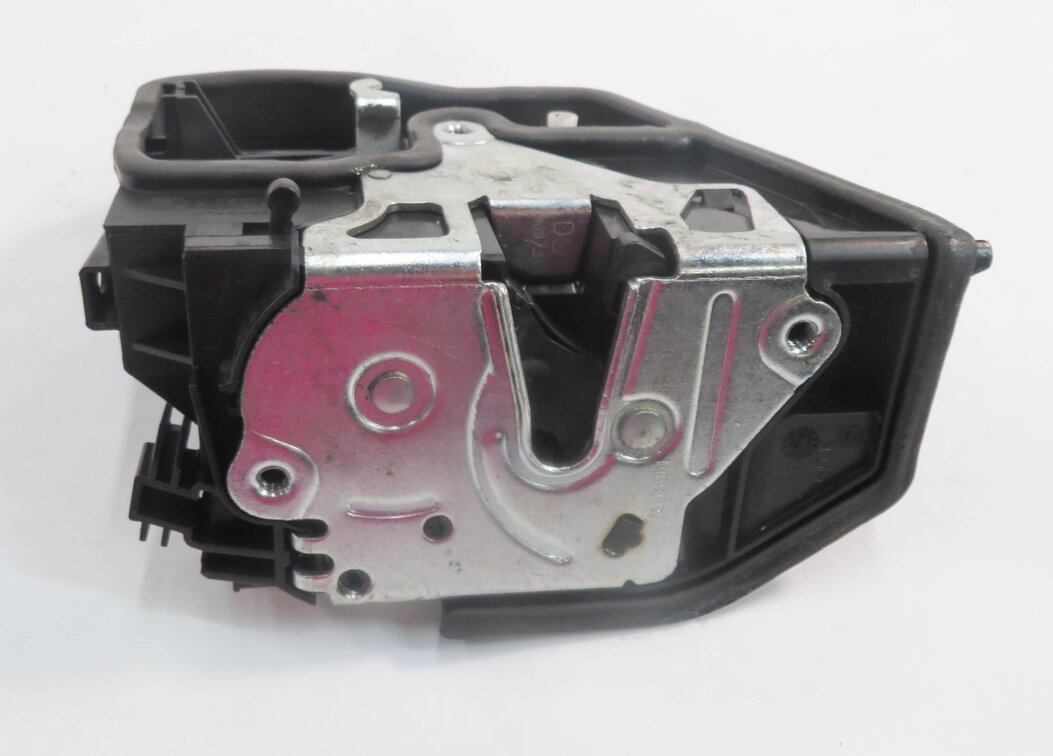 Thumbnail 5: 06-17 BMW 325i 328i 330i 335i 525i 530i 545i 745i 750i X3 RIGHT REAR DOOR LATCH