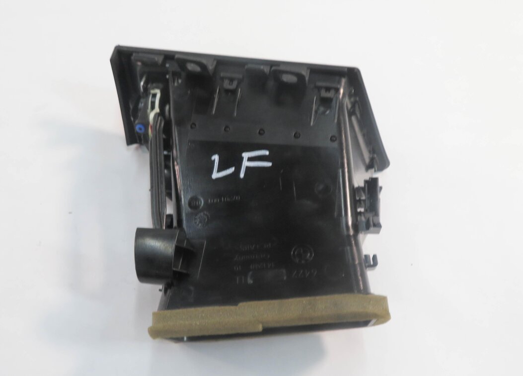 Thumbnail 5: 2009 BMW 750i (F01) LEFT FRONT DRIVER DASH HEATER A/C AIR VENT