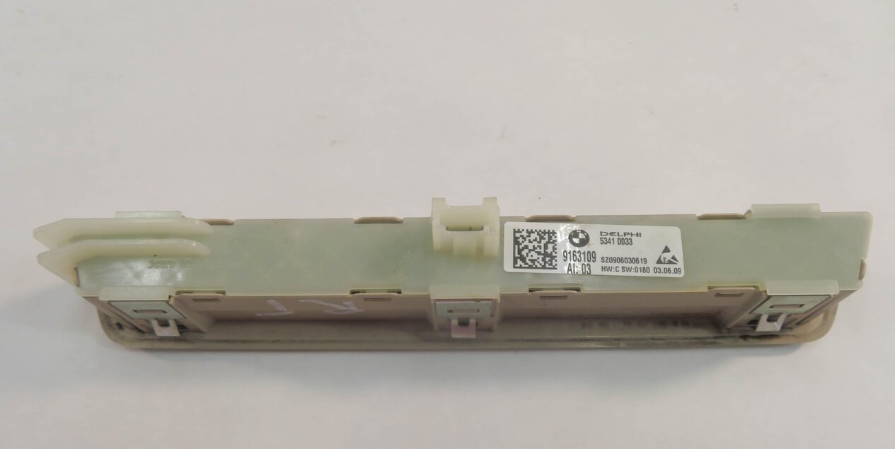 Thumbnail 6: 2009 BMW 750i (F01) RIGHT FRONT PASSENGER MEMORY SEAT ADJUSTMENT SWITCH (OYSTER)