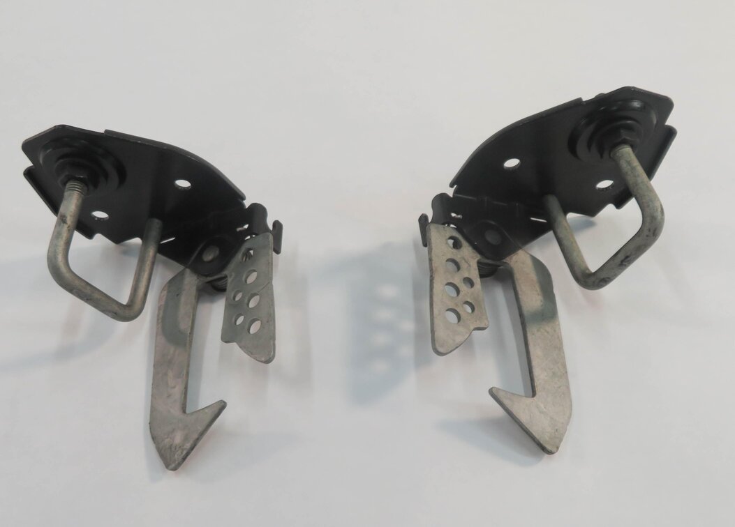 2011 BMW 740i (F01) FRONT LEFT & RIGHT UPPER HOOD LOCK LATCH SET-2