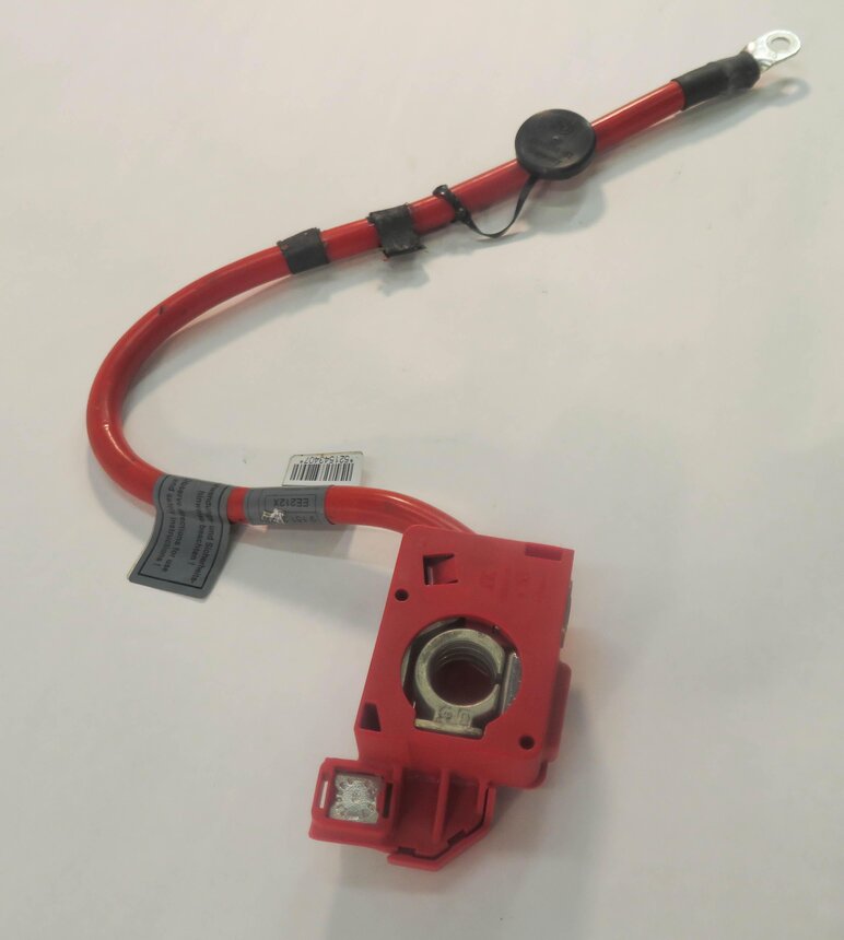 Thumbnail 2: 2009 BMW 750i (F01) POSITIVE BATTERY CABLE SRS