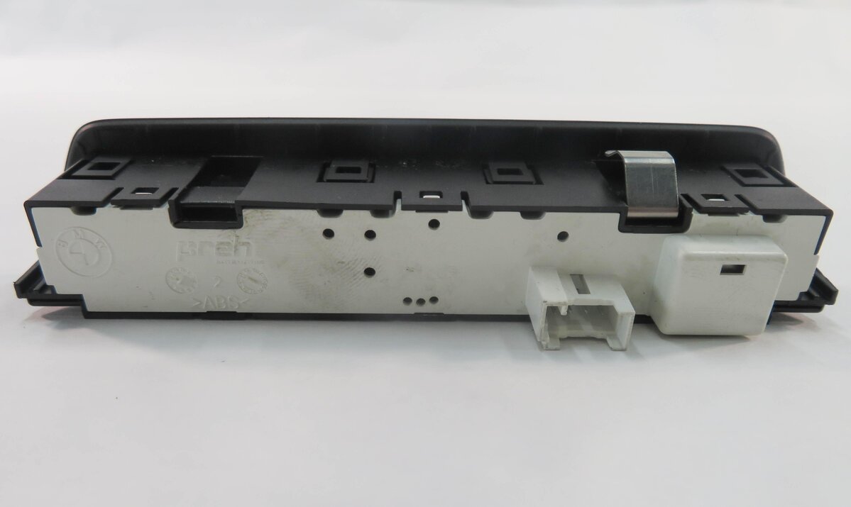 Thumbnail 7: 2009 BMW 750i (F01) LANE ASSIST SWITCH BUTTON