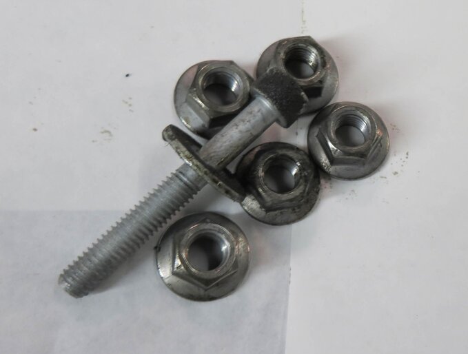 Thumbnail 6: 08-14 BMW 550i 650i 750i X5 X6 (F01 F10 E70 E71) 4.4L N63 RIGHT INTAKE MANIFOLD