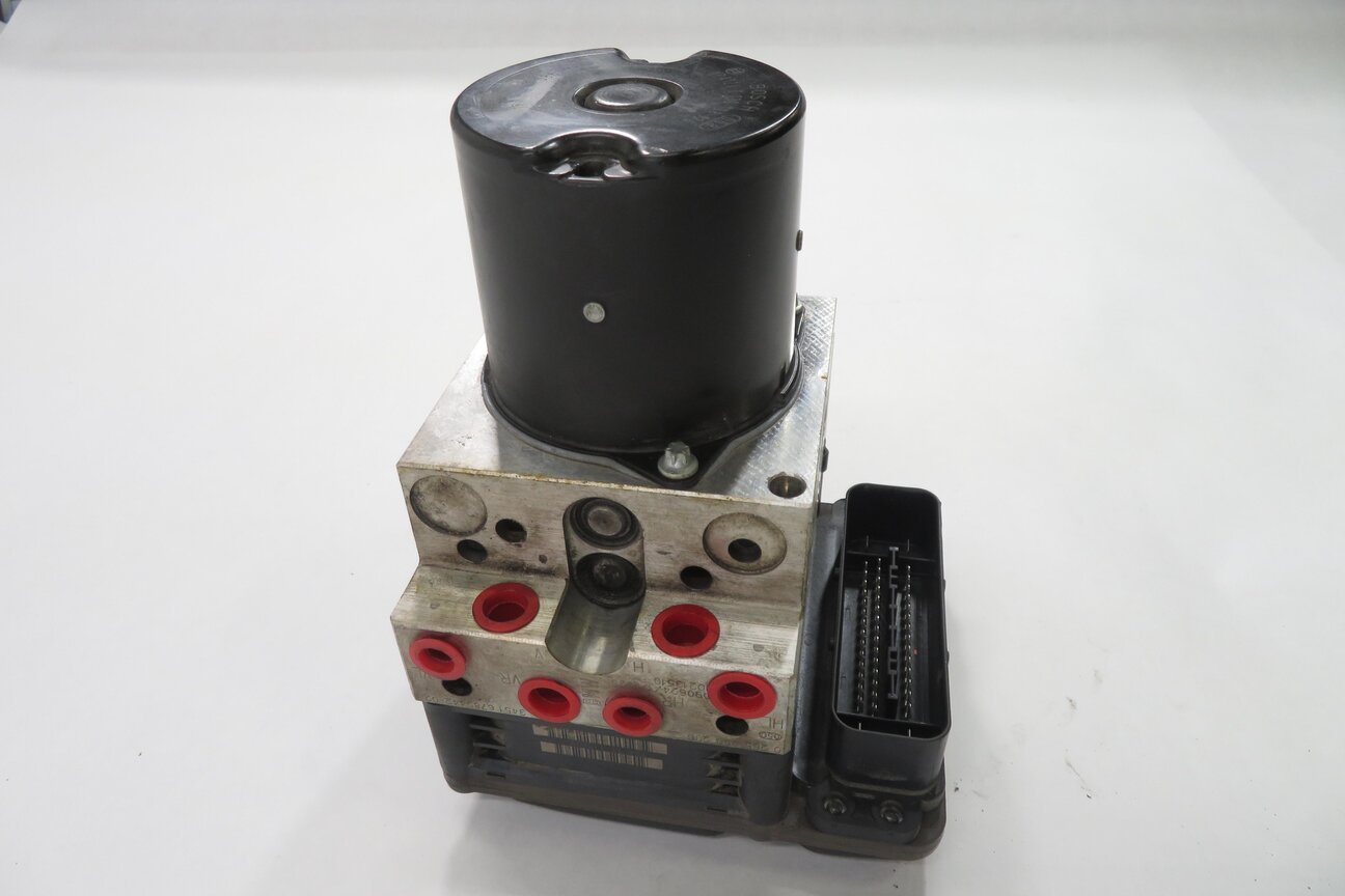 Thumbnail 3: 10-12 BMW 535iGT 550iGT 740i 750i 760i (F01 F07) DSC ABS ANTI LOCK BRAKE PUMP