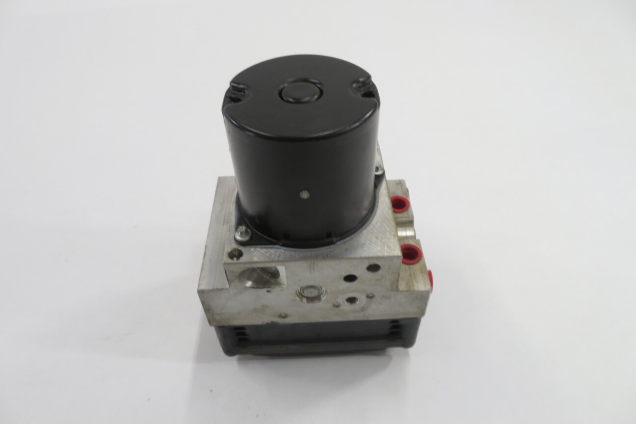 Thumbnail 4: 10-12 BMW 535iGT 550iGT 740i 750i 760i (F01 F07) DSC ABS ANTI LOCK BRAKE PUMP