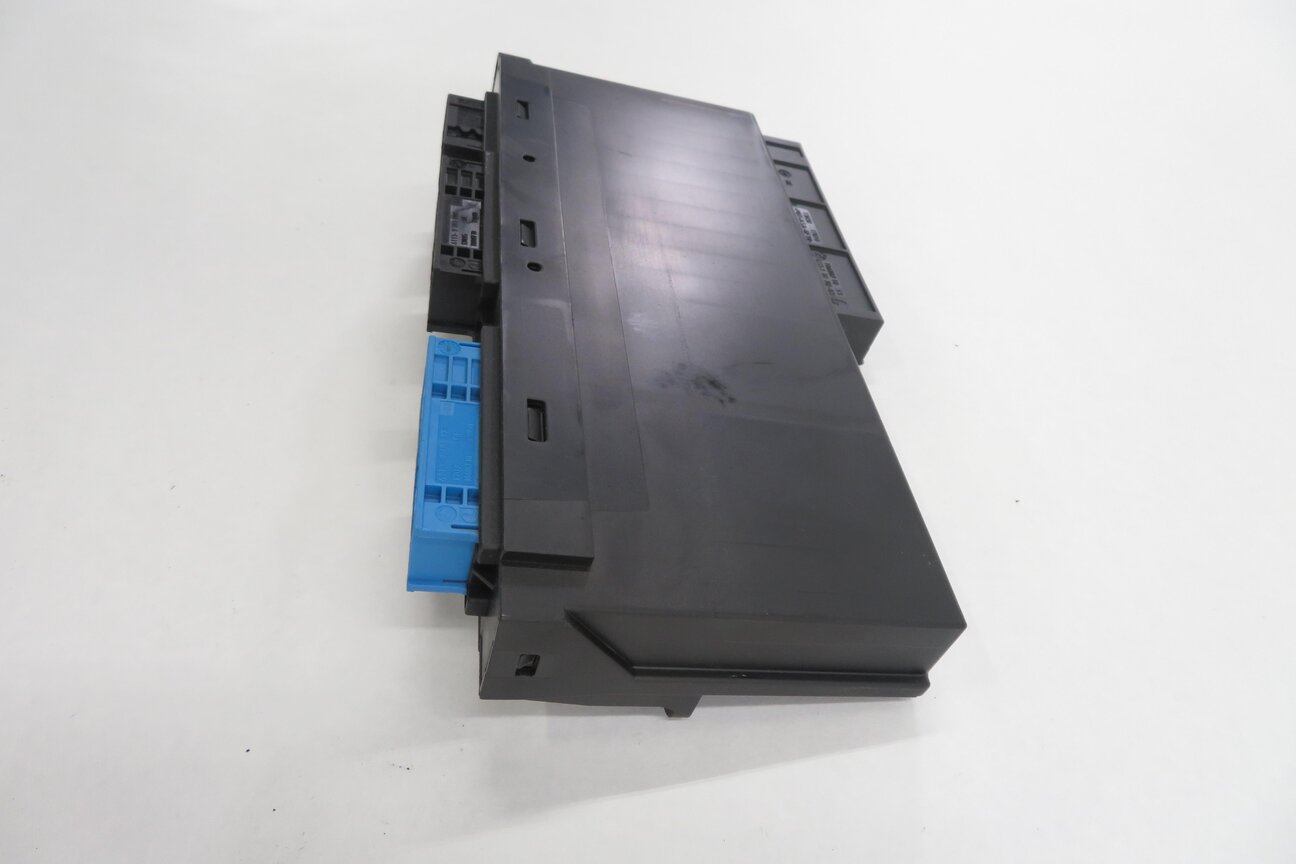 Thumbnail 2: 2009-2011 BMW 740i 750i 760i B7 (F01) POWER JUNCTION MAIN BODY CONTROL MODULE
