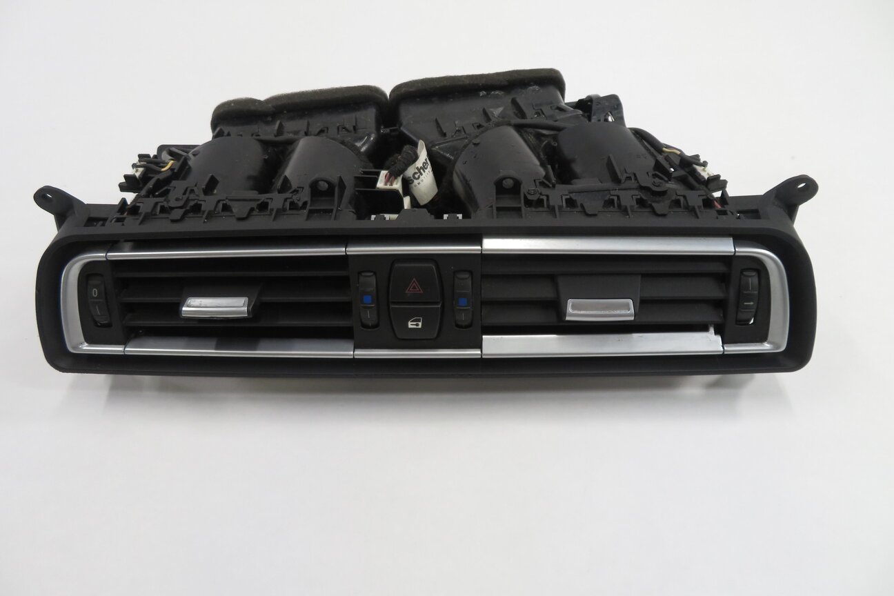 2009 BMW 750i (F01) CENTER DASH HEATER A/C AIR VENT w/ HAZARD & CENTRAL LOCK