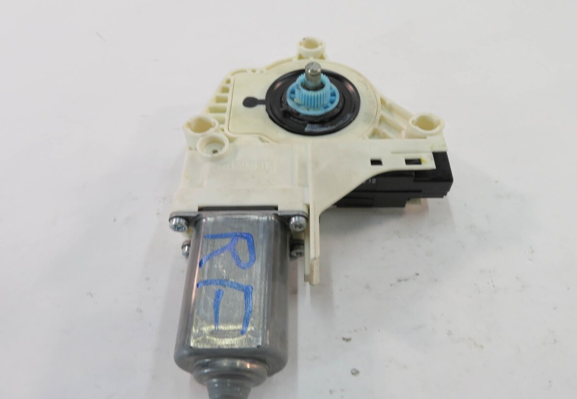 Thumbnail 3: 2010-2016 LR4 RANGE ROVER SPORT (L320) RIGHT FRONT PASSENGER POWER WINDOW MOTOR