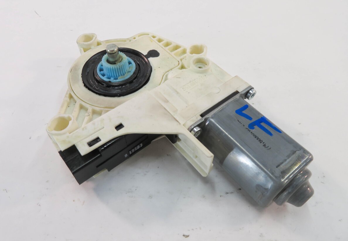 10-16 LAND ROVER LR4 / RANGE ROVER SPORT (L320) LEFT FRONT DRIVER WINDOW MOTOR