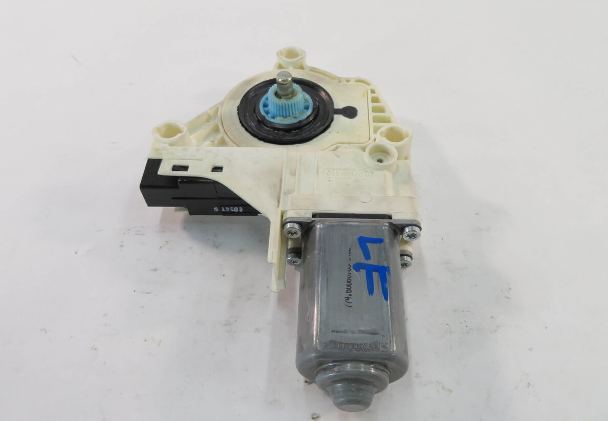 Thumbnail 3: 10-16 LAND ROVER LR4 / RANGE ROVER SPORT (L320) LEFT FRONT DRIVER WINDOW MOTOR