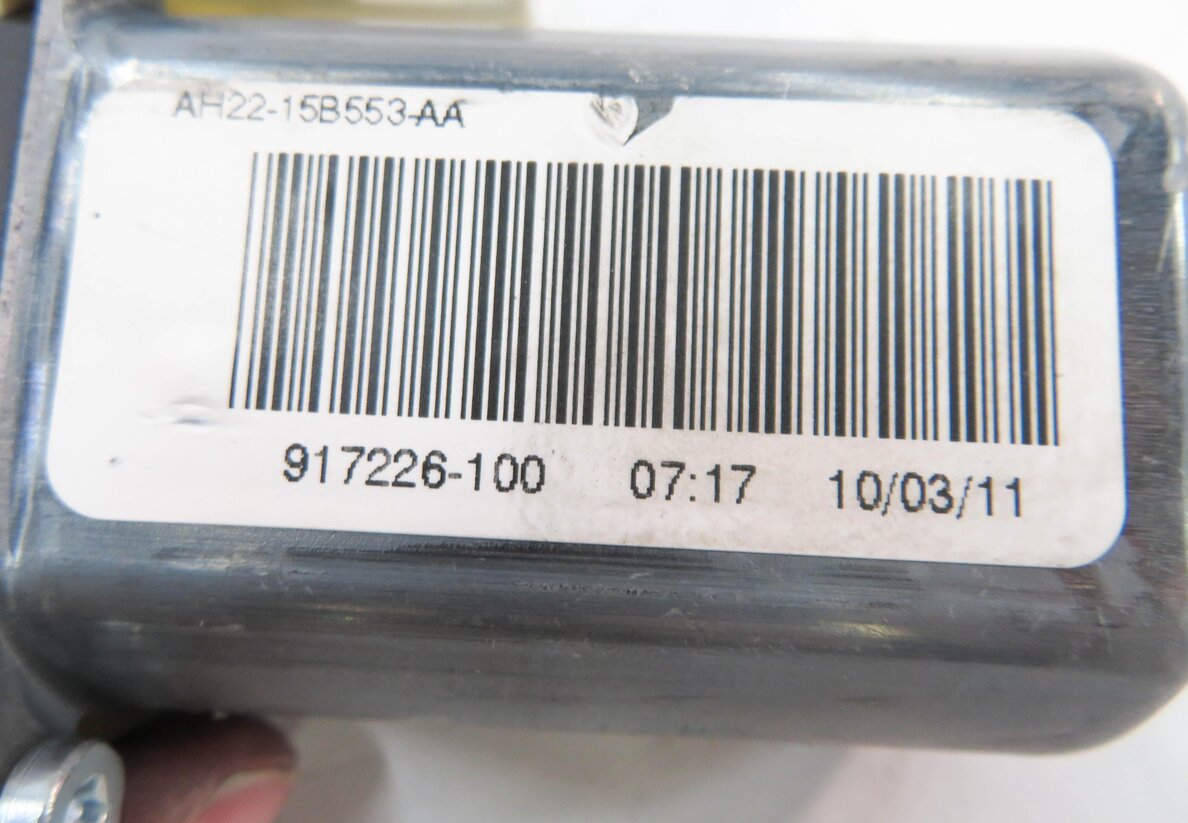 Thumbnail 7: 10-16 LAND ROVER LR4 / RANGE ROVER SPORT (L320) LEFT FRONT DRIVER WINDOW MOTOR