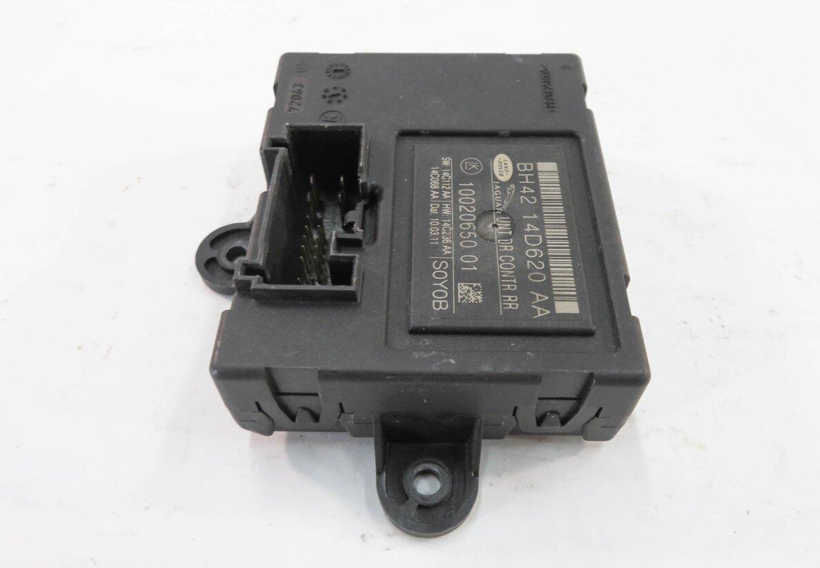 Thumbnail 3: 2010-2013 RANGE ROVER SPORT (L320) LEFT / RIGHT - REAR DOOR CONTROL MODULE