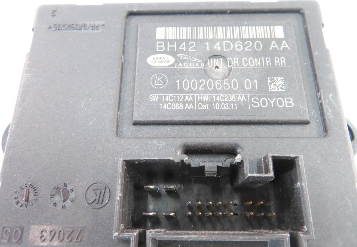 Thumbnail 7: 2010-2013 RANGE ROVER SPORT (L320) LEFT / RIGHT - REAR DOOR CONTROL MODULE