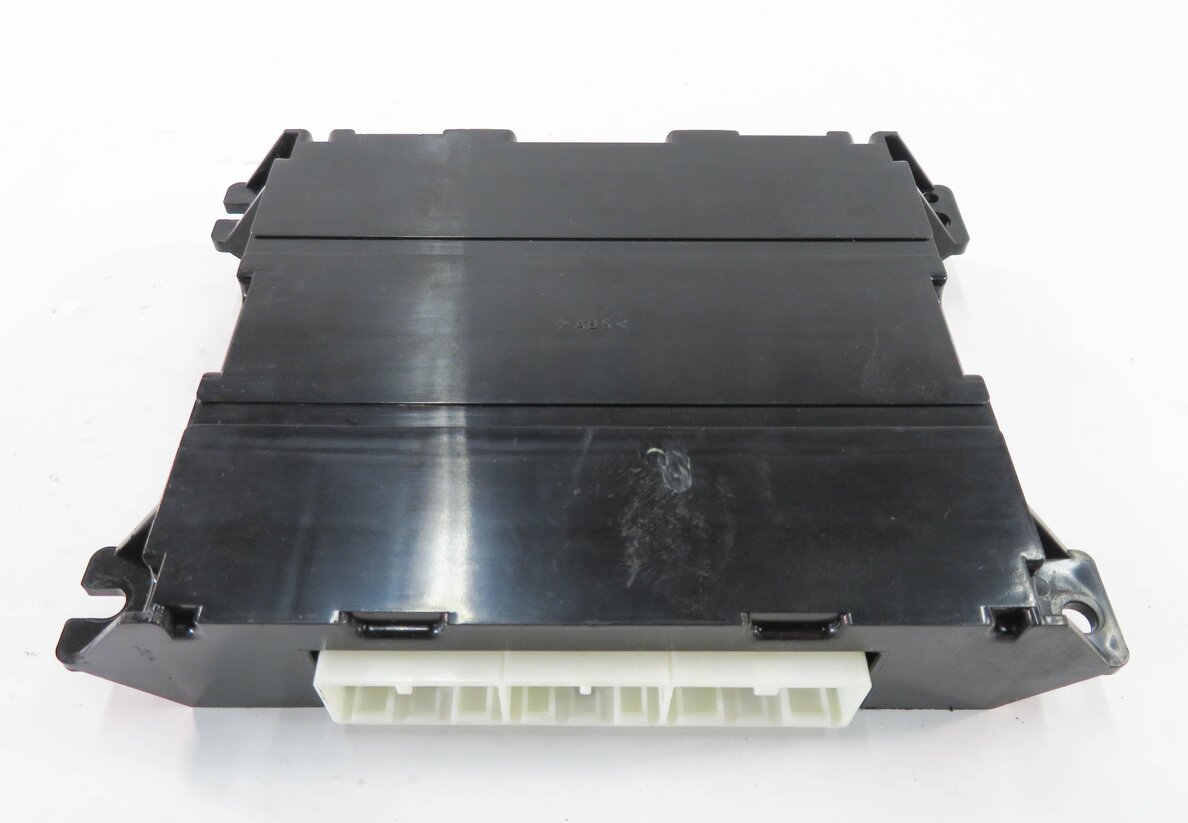 Thumbnail 2: 2010-2011 RANGE ROVER SPORT (L320) TEMPERATURE CONTROL CANBUS CONTROL MODULE