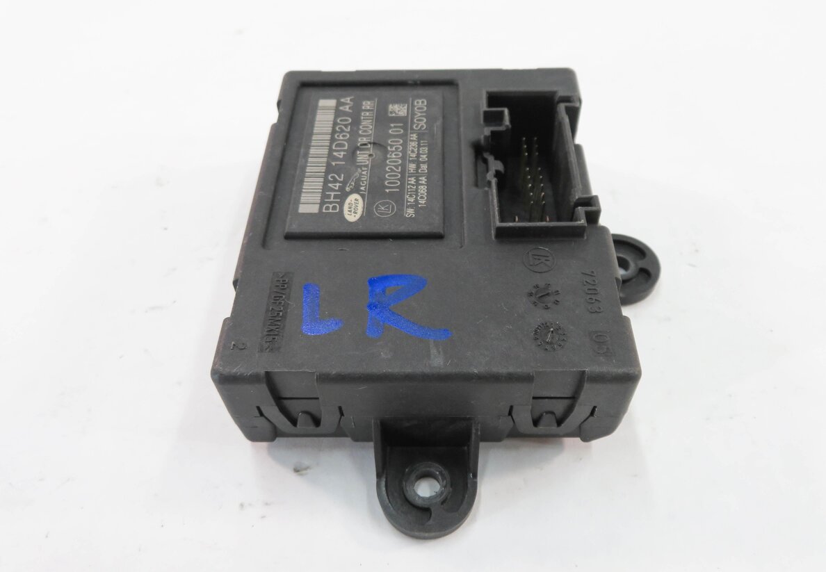 Thumbnail 5: 2010-2013 RANGE ROVER SPORT (L320) LEFT / RIGHT - REAR DOOR CONTROL MODULE