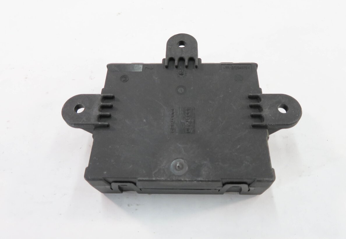 Thumbnail 6: 2010-2013 RANGE ROVER SPORT (L320) LEFT / RIGHT - REAR DOOR CONTROL MODULE