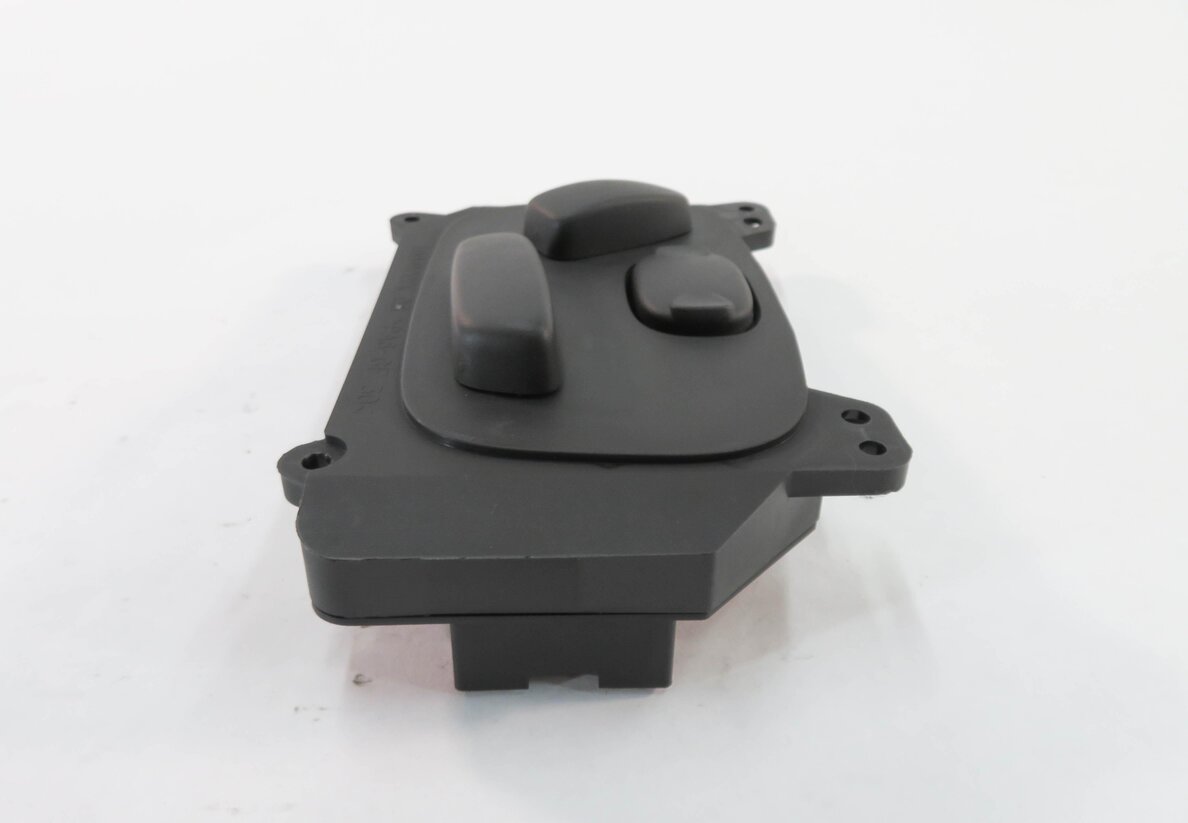 Thumbnail 3: 2011 RANGE ROVER SPORT (L320) RIGHT FRONT PASSENGER SEAT ADJUSTMENT SWITCH