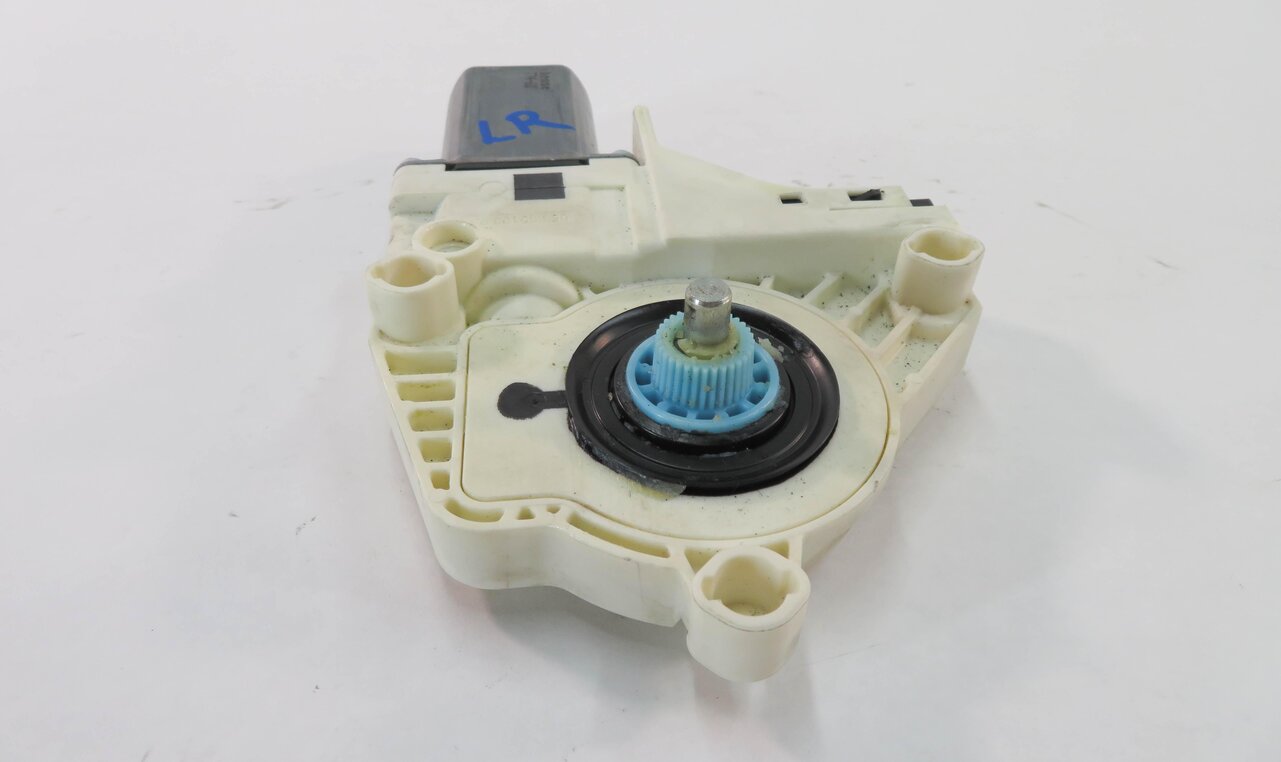 Thumbnail 4: 2010-2016 LR4 RANGE ROVER SPORT (L320) LEFT SIDE REAR DOOR POWER WINDOW MOTOR