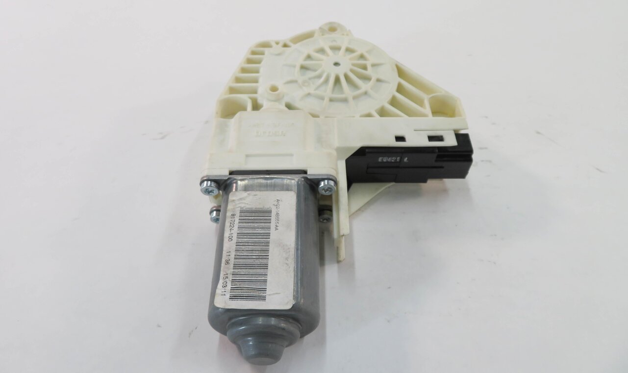 Thumbnail 7: 2010-2016 LR4 RANGE ROVER SPORT (L320) LEFT SIDE REAR DOOR POWER WINDOW MOTOR