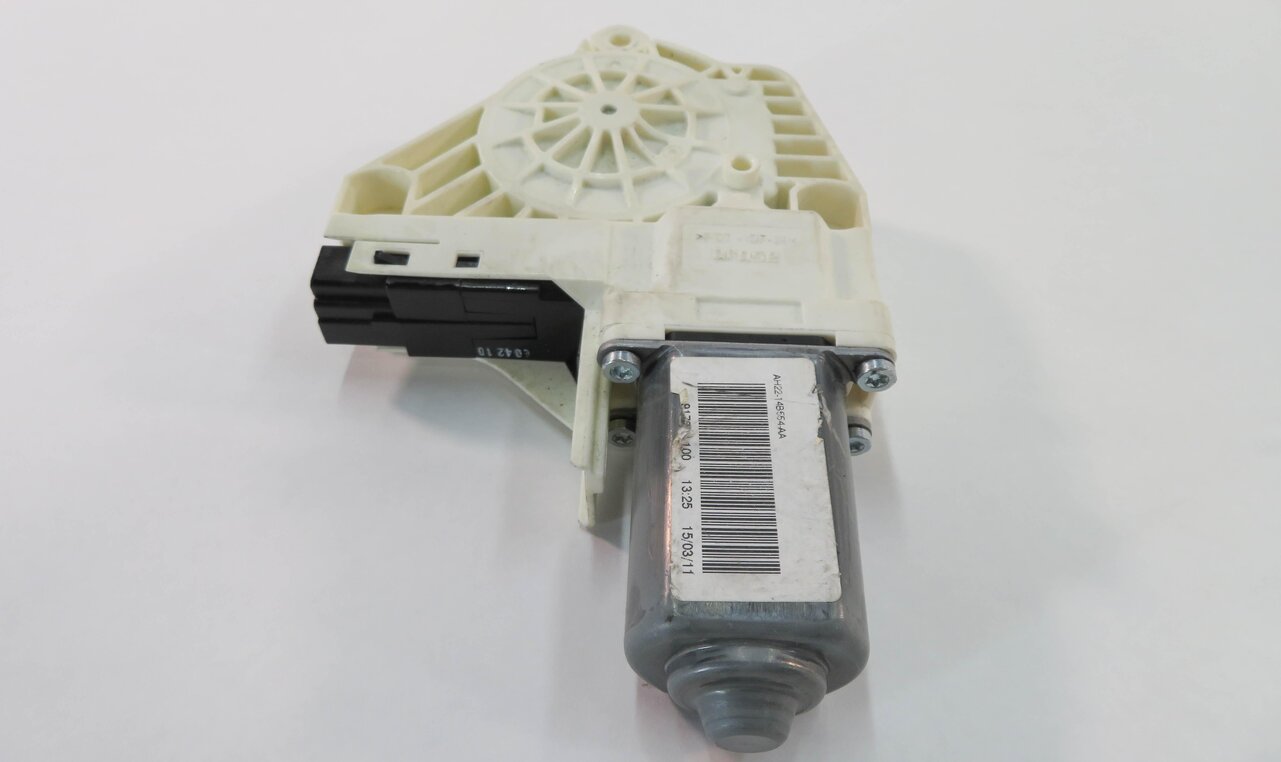 Thumbnail 6: 2010-2016 LR4 RANGE ROVER SPORT (L320) RIGHT SIDE REAR DOOR POWER WINDOW MOTOR