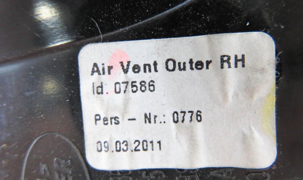 Thumbnail 9: 2011 RANGE ROVER SPORT (L320) RIGHT PASSENGER DASH HEATER A/C AIR VENT