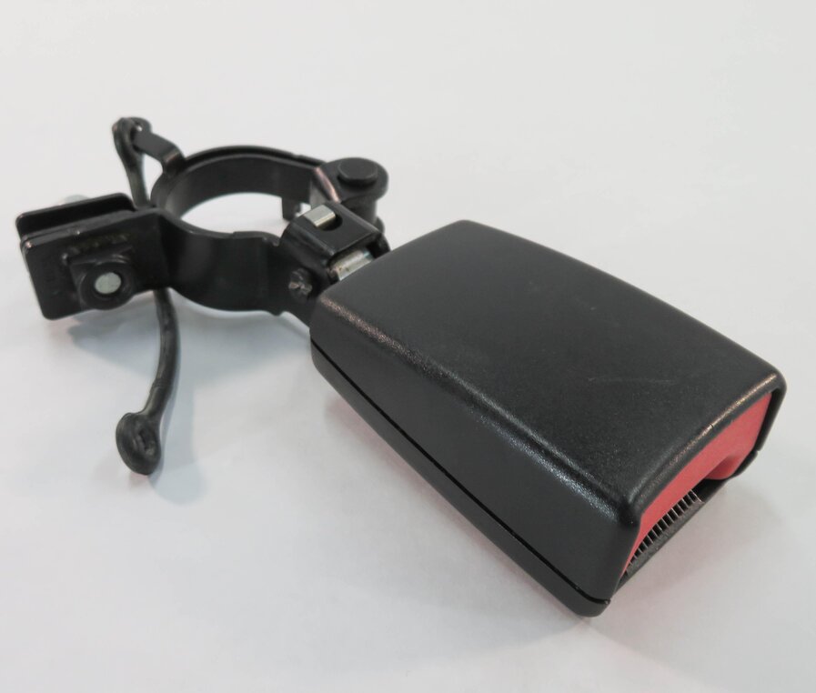 2011 RANGE ROVER SPORT (L320) LEFT REAR 2nd SECOND ROW SEATBELT BUCKLE RECEIVER