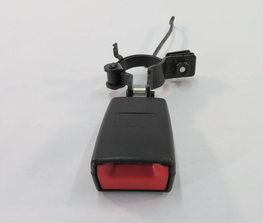Thumbnail 7: 2011 RANGE ROVER SPORT (L320) LEFT REAR 2nd SECOND ROW SEATBELT BUCKLE RECEIVER