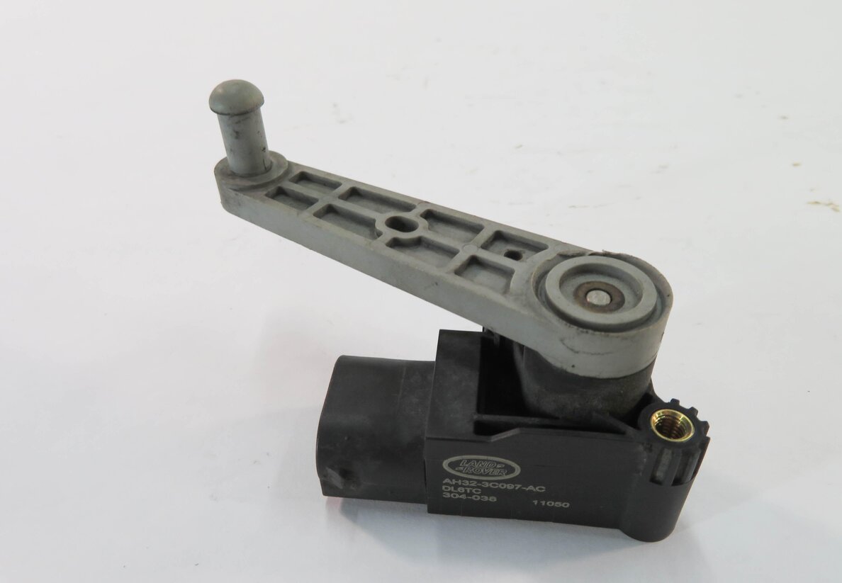Thumbnail 6: 2011 RANGE ROVER SPORT (L320) LEFT FRONT DRIVER SUSPENSION HEIGHT LEVEL SENSOR