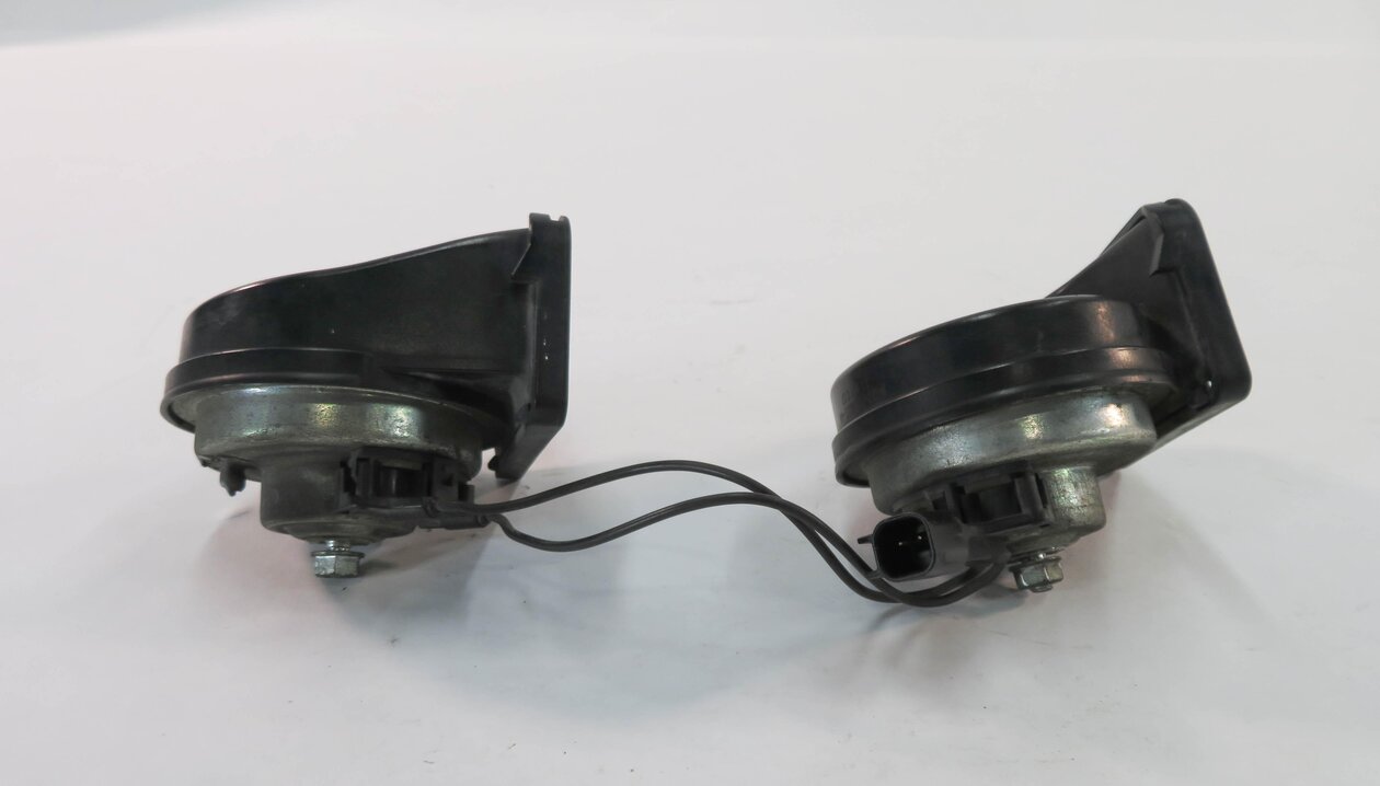 Thumbnail 4: 2010-2016 LR4 RANGE ROVER SPORT (L320) HIGH & LOW TONE SAFETY HORN SET-2