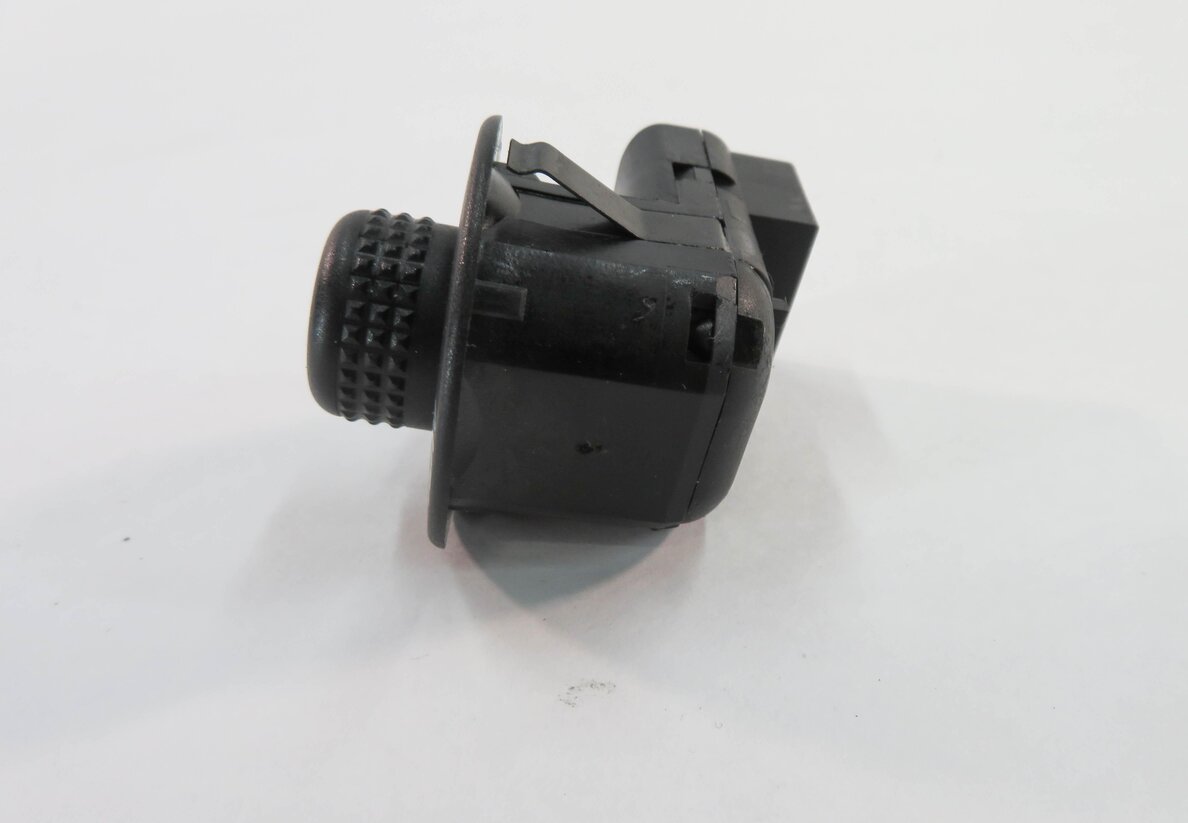 Thumbnail 9: 2011 RANGE ROVER SPORT (L320) STEERING COLUMN ADJUSTMENT SWITCH