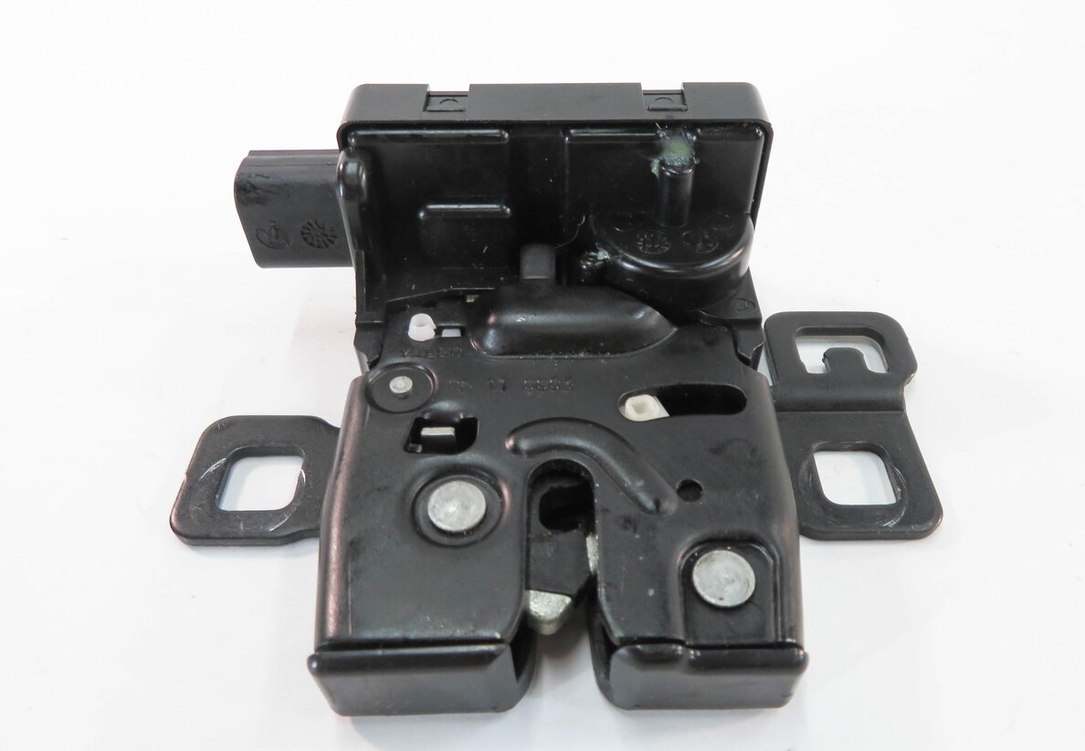 Thumbnail 2: 2011 RANGE ROVER SPORT (L320) REAR UPPER TRUNK LOCK LATCH ACTUATOR