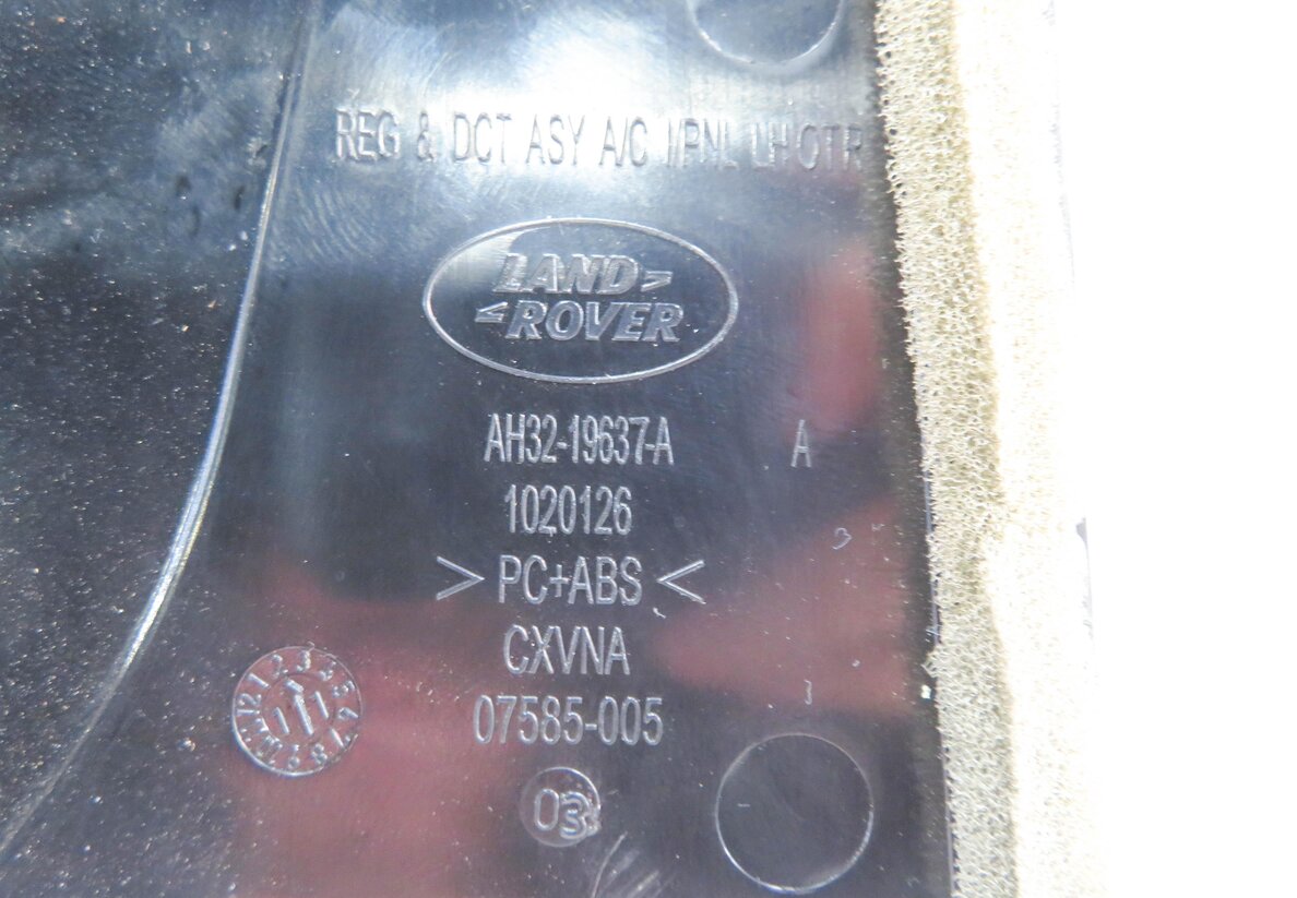 Thumbnail 10: 2011 RANGE ROVER SPORT (L320) LEFT DRIVER DASH HEATER A/C AIR VENT