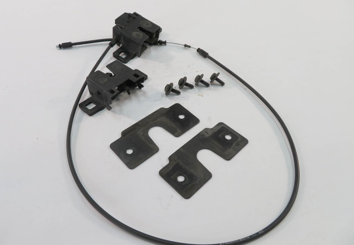 2011 RANGE ROVER SPORT (L320) FRONT LEFT & RIGHT LOWER HOOD LOCK LATCH SET-2