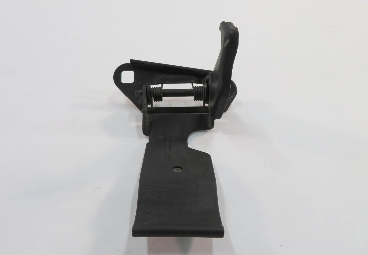 Thumbnail 3: 2011 RANGE ROVER SPORT (L320) FRONT HOOD SAFETY LOCK LATCH RELEASE LEVER