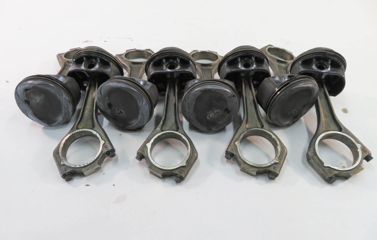 2011 RANGE ROVER SPORT (L320) 5.0L AJ133 V8 ENGINE - PISTON & ROD SET-8