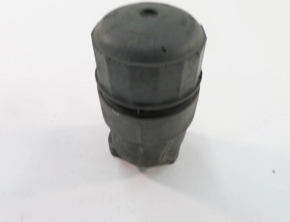 Thumbnail 5: 2011 RANGE ROVER SPORT (L320) 5.0L AJ133 V8 ENGINE - OIL FILTER HOUSING w/ CAP
