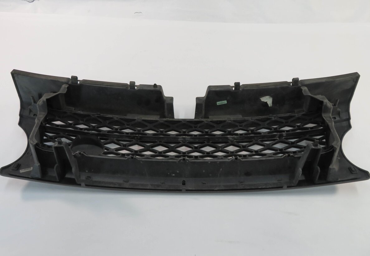 Thumbnail 4: 2010-2011 RANGE ROVER SPORT (L320) FRONT UPPER HOOD AIR VENT GRILLE