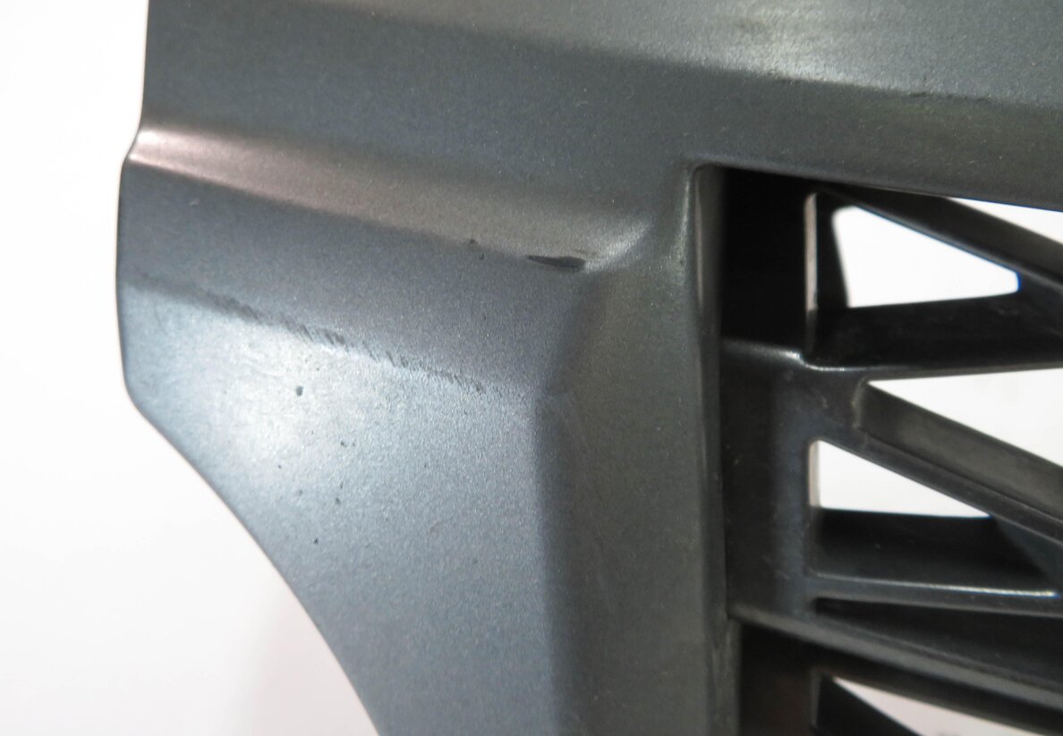 Thumbnail 7: 2010-2011 RANGE ROVER SPORT (L320) FRONT UPPER HOOD AIR VENT GRILLE