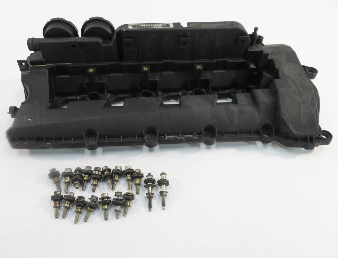 2010-2018 RANGE ROVER SPORT (L320 L322 L405 L494) 5.0L V8 - RIGHT VALVE COVER